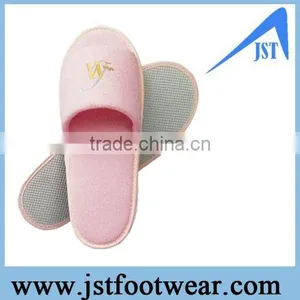 Hotel Disposable Slipper thumbnail-1