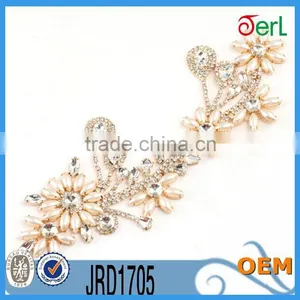 Wholesale New Style Gracious and Elegant Plastic Pearl Rhinestone Lace for Overall Decoration thumbnail-1