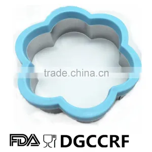 Flower Shape Stainless Steel Silicone Cookie Cutter Cookie Stamp thumbnail-1