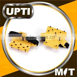 Taiwan Made High Quality Non-Slip Strap on Shoe Snow and Ice Cleats Snow and Ice Grip thumbnail-1