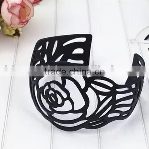 Preety Black Rose Hollow Jewelry Bangles for Girls thumbnail-2