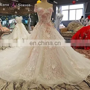 LS00319 Luxury High Quality Flower Patterns Wedding Dresses 2017 Latest Design off Shoulder Bridal Wedding Gown thumbnail-1