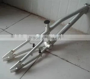 ALUMINUM BICYCLE FRAME AND FORK thumbnail-1