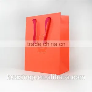 China Supplier Pape Bags Gift Bags Wholesale thumbnail-1