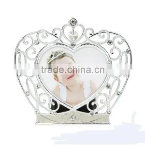 OEM Design High Quality Low Price Baby Photo Frame Crystal Cube Photo Frame thumbnail-1