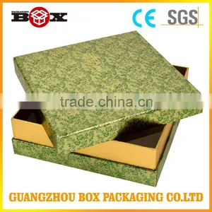 Rigid Gift Boxes With Glittery Finishes thumbnail-3