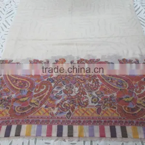 Cashmere Weived Animal Shawls Textile thumbnail-1