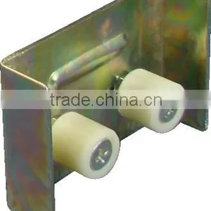 L Shape Guide Wheel Nylon Roller With Bracket for Sliding Gate thumbnail-2
