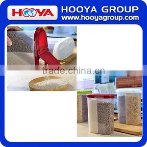 Cereal Container Airtight Watertight Cereal Keeper Cereal/Snack Storage Container thumbnail-4