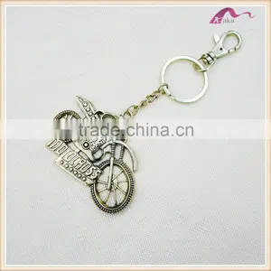 Fashion Zinc Alloy Custom Motorcycle Keychain thumbnail-1