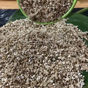 High Quality Golden Vermiculite 1-3mm 3-5mm thumbnail-1