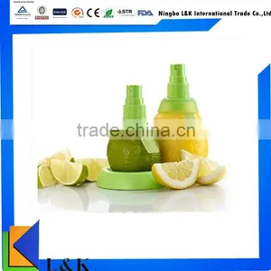 Eco-friend Plastic Fresh Friut Juice Citrus Spsry/lemon Squeeze Sprayer Mist for Extractor Set thumbnail-1