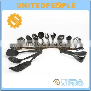 Multiple Purpose 16 Piece Nylon Non-Stick Utensil Set thumbnail-1