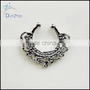 Heart Shaped Fashion Septum Clicker Fake Nose Rings thumbnail-3