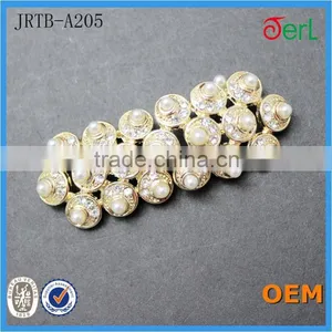 Small Heart Rhinestone Buckls thumbnail-1