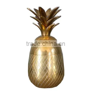 Brass Pineapple Beer Mug thumbnail-1
