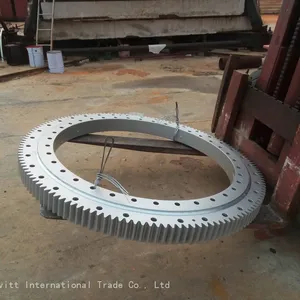 OEM Slewing Bearing for QTZ80 QTZ100 QTZ125 QTZ160 QTZ250 Tower Cranes thumbnail-1