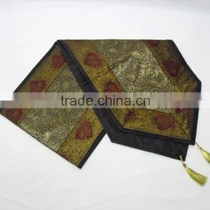 Indian Silk Table Runner With 6 Place Mats & 6 Coaster in Black Color Size 16*62 thumbnail-3