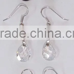 Fashion Earring With Pendant thumbnail-1