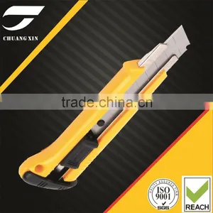 18mm Auto Lock Plastic Utility Knife thumbnail-1