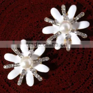 Floral Shape Shining Rhinestone Accessories DIY Accessories thumbnail-1