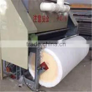 China Supplier High Quality Nonwoven Fiber Cotton Carding Machine thumbnail-5