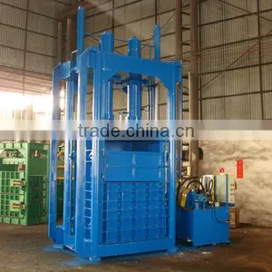 Tub Type Baler Machine for Cardboard Wood Shavings thumbnail-1