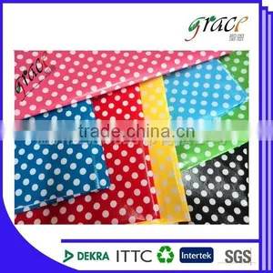 Wholesale Lamianted Decorative Non Woven Cheap Table Cloth thumbnail-1