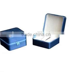 Cardboard Single Watch Display Box thumbnail-1