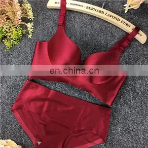 2017 European Style Fancy Sexy Deep v New Bra Panti Photo thumbnail-4