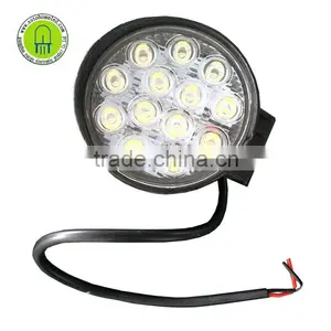 5.2 Inch Portable Work Light 39W Round LED Worklight for UTV ATV Jeep thumbnail-1