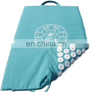 Custom Designed Plastic Spike Acupressure Yoga Mat thumbnail-5