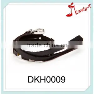 Wholesale Handmade Key Chains Fashion Custom PU Leather Key Holder,rivets Key Chains thumbnail-1