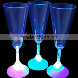 China Led Yard Cup Flashing Yard Glass Champagne Cup thumbnail-1