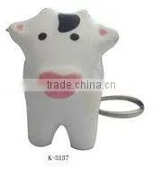 Cow Design Pvc Keychain for Gift thumbnail-1