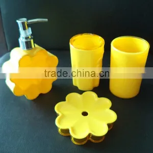 Yellow PS Meticulous Dyeing Processes 4 Pcs Bath Set thumbnail-1