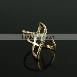 New Design X Shape Ladies Gold & Silver Finger Ring thumbnail-4