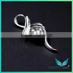 14K Gold 1 Carat White Round Billiant Cut Moissanite Diamond Pendants Charms for Necklaces Jewellery thumbnail-3