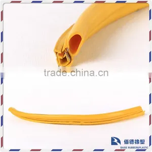 2014 Plastic Window Edge Trim thumbnail-1