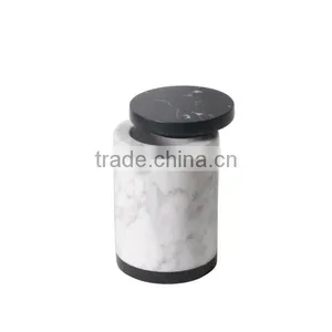 China Factory Luxury White and Black Artificial Marble Candle Jars thumbnail-1