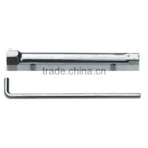 Pipe Plug Wrench thumbnail-1