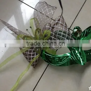 Party Mask With Butterfly Folwer Decoration Accessory thumbnail-1