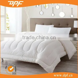 Hotel Goose Down Quilt thumbnail-1