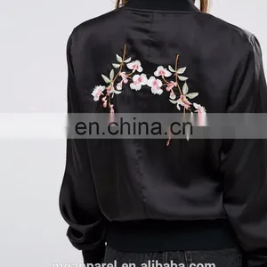 2017 High Fashion Custom Embroidered Bomber Jacket Wholesale thumbnail-4