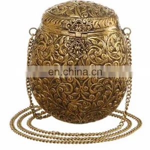 VINTAGE ANTIQUE OVAL BRASS PILLOW PURSE thumbnail-1
