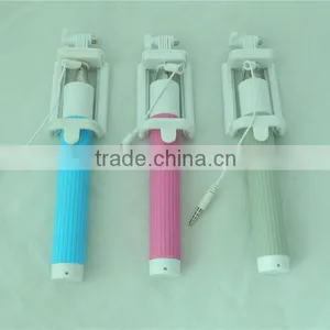 Z02 Plastic Selfie Stick With Bluetooth Remote Shutter for Wholesales thumbnail-4