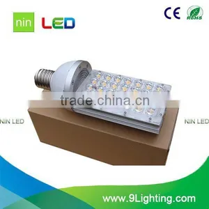 Newest Hot Selling Energy Saving Solar Led Street Lights thumbnail-5