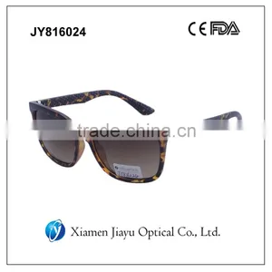 Big Frame Fashion Polycarbonate Sunglasses thumbnail-1