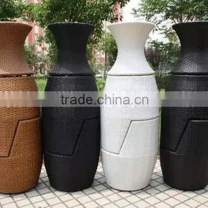 Hot Selling Manufactory Combination PE Rattan Garden Furniture Set in Garden thumbnail-1