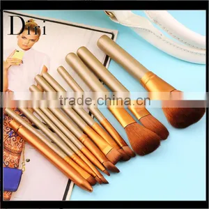 Flat Top Cosmetic Long Handle Foundation Makeup Brush thumbnail-4